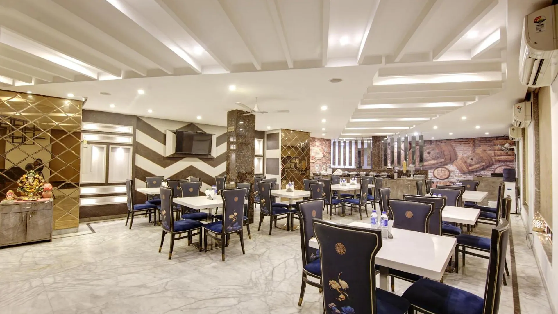 Hotel Almaty International With Free Airport Transffer New Delhi