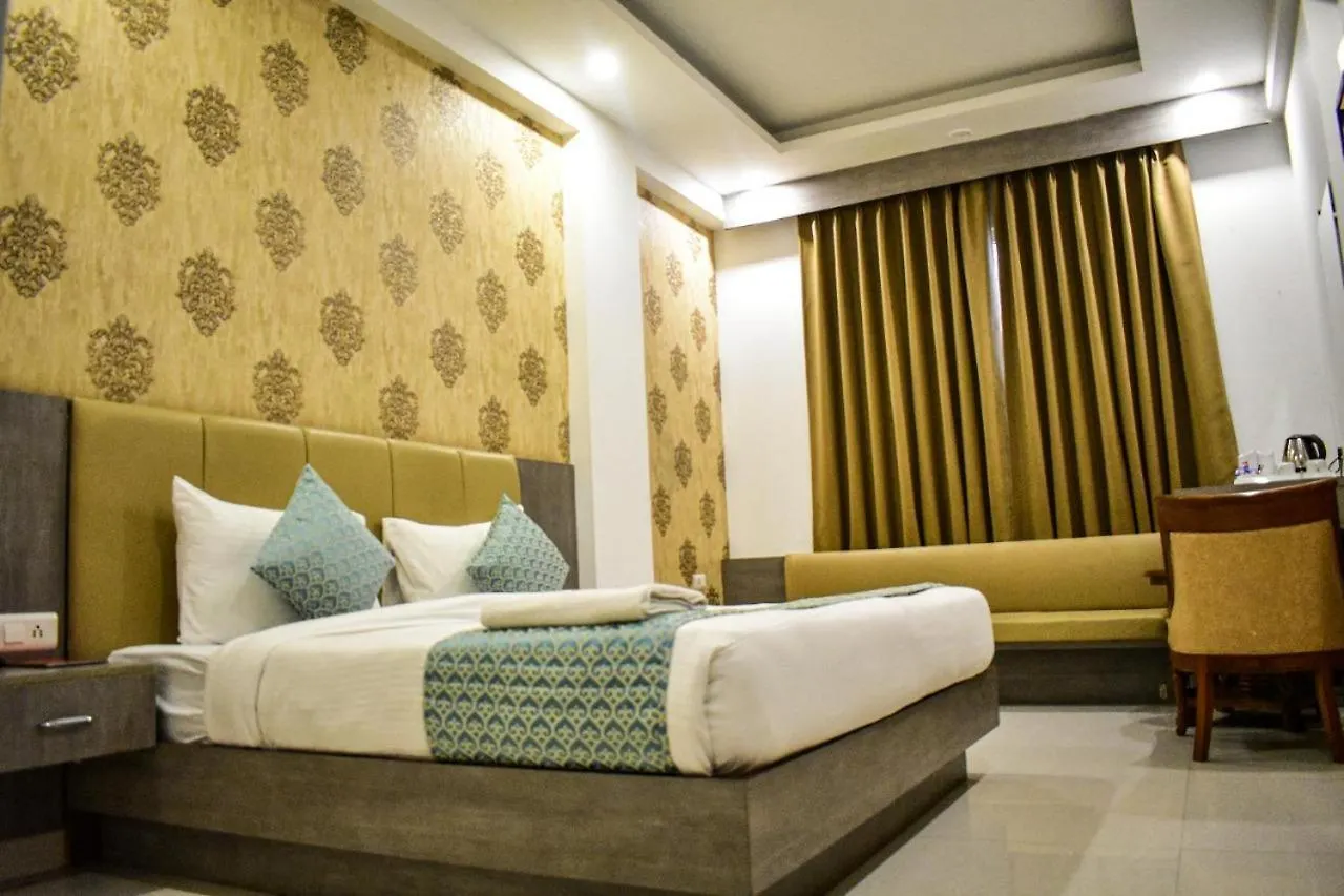 Hotel Almaty International With Free Airport Transffer Nuova Delhi